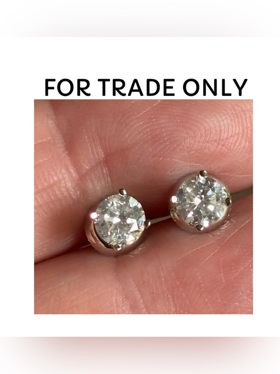 Jewelry - $2800